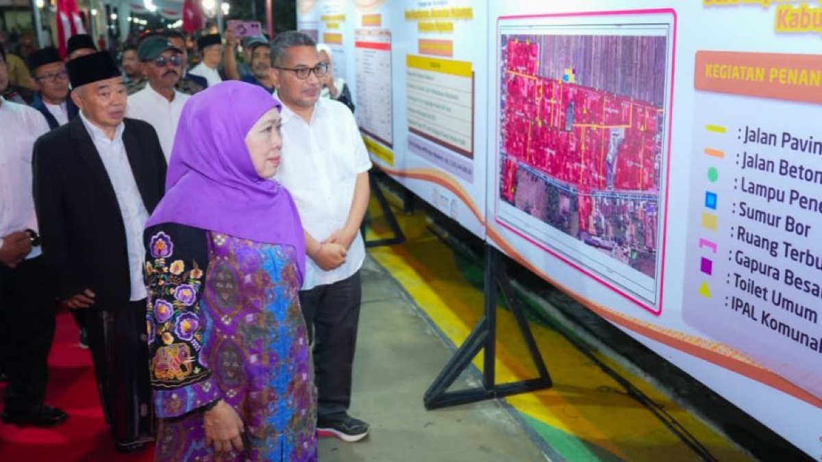 Gubernur Khofifah Resmikan Program Penanganan Permukiman Terpadu dan Terintegrasi (PERMATA) Jatim di Kepuhanyar Mojokerto, Ubah Kawasan Kumuh Jadi Pemukiman Bersih, Sehat dan Produktif