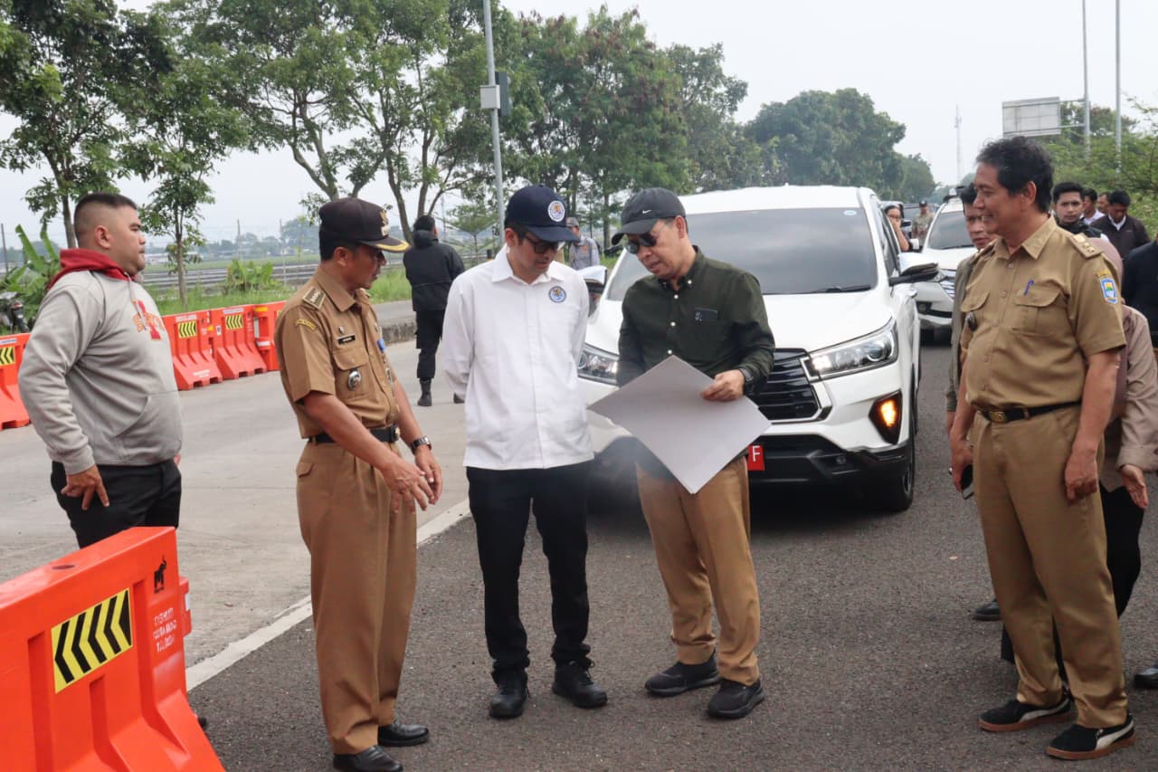 Kunjungan Dalam Rangka Pengembangan Kota Metropolitan Bandung - Foto