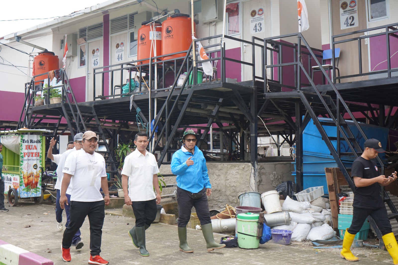 Kunjungan Lapangan Rumah Apung dan Rumah Panggung Muara Angke Jakarta Utara - Foto