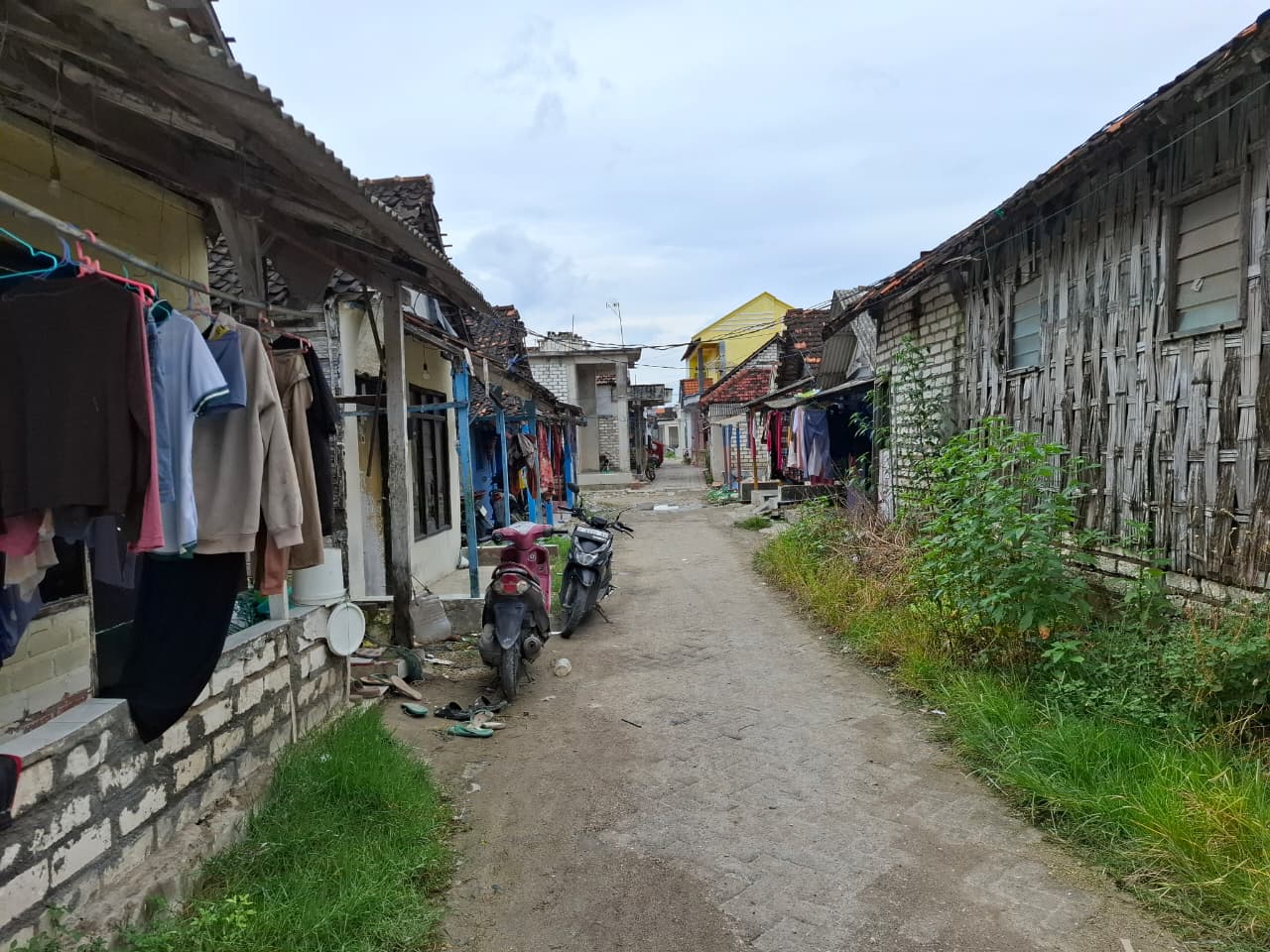 Kunjungan Kerja Monitoring dan Evaluasi Penataan Kawasan Kumuh melalui DAK PPKT TA 2025 di Kabupaten Gresik - Foto
