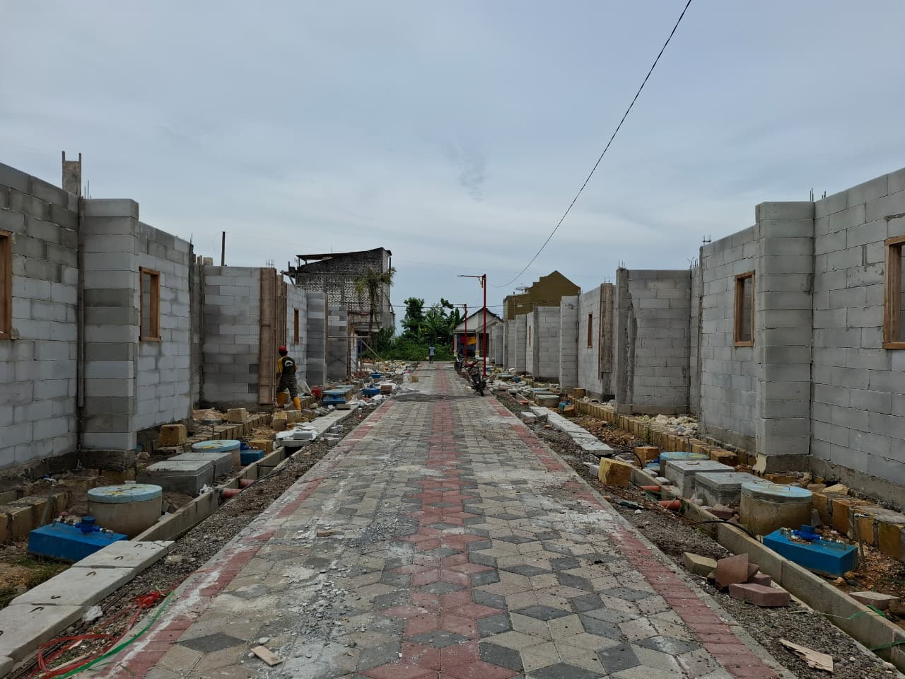 Kunjungan Kerja Monitoring dan Evaluasi Penataan Kawasan Kumuh melalui DAK PPKT TA 2025 di Kabupaten Gresik - Foto