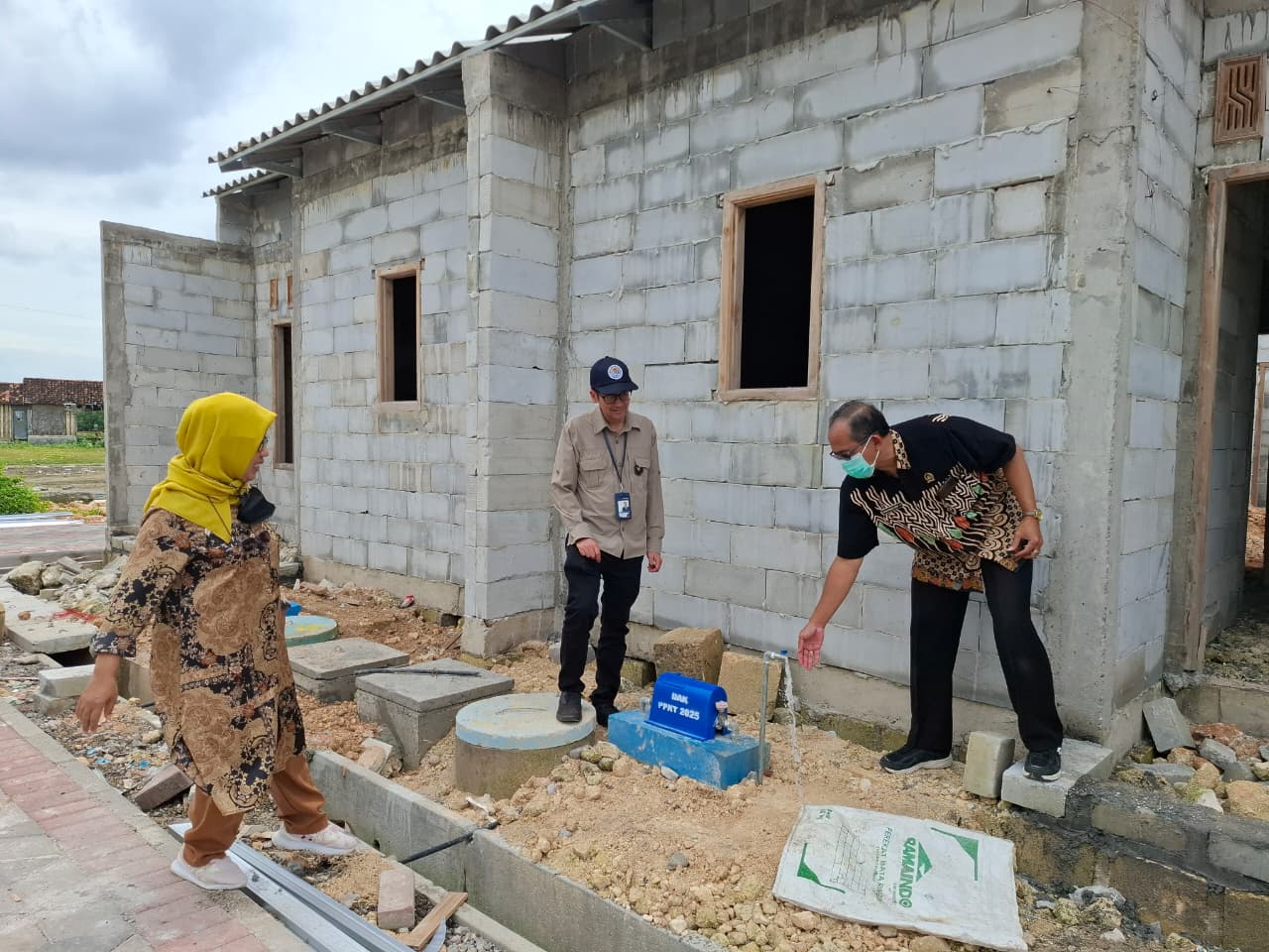 Kunjungan Kerja Monitoring dan Evaluasi Penataan Kawasan Kumuh melalui DAK PPKT TA 2025 di Kabupaten Gresik - Foto